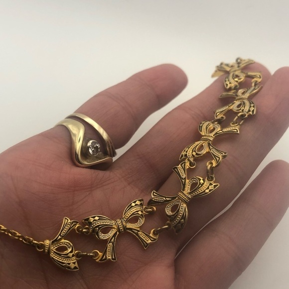 VTG Toledo Ware Damascene Bows Necklace Sits Approx 14” - Picture 2 of 3